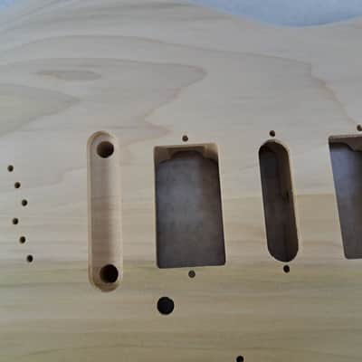 Unfinished Poplar HSH Hardtail guitar body - fits Fender Strat Stratocaster necks J2427 image 2