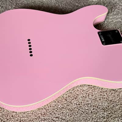 Squier FSR Classic Vibe 60's Custom Esquire 2025 Model in Shell Pink image 9