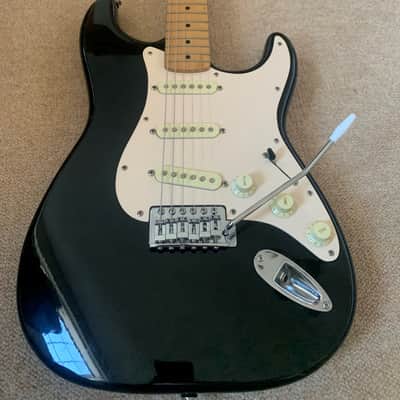 Squier  Stratocaster Korea   1993 in Black image 2