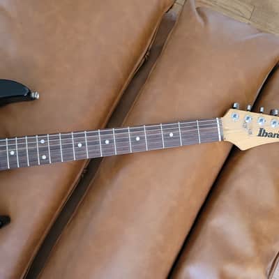 Ibanez GIO Series HSS Electric Guitar Black Lightweight 7.2 lbs image 4