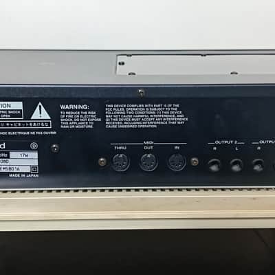 Roland JV-1080 64-Voice Synthesizer Module 1994 - 2001 - Black image 2