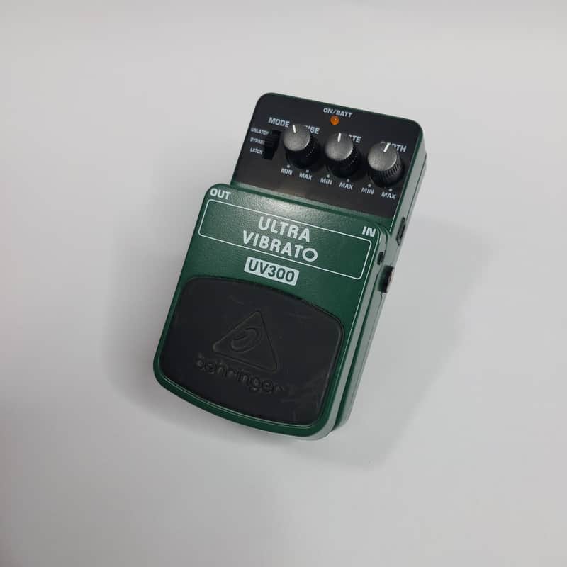 Behringer UV300 Ultra Vibrato Pedal image 1