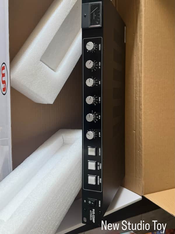 Warm Audio Bus-Comp 2-Channel VCA Bus Compressor 2020 - Present - Black image 1