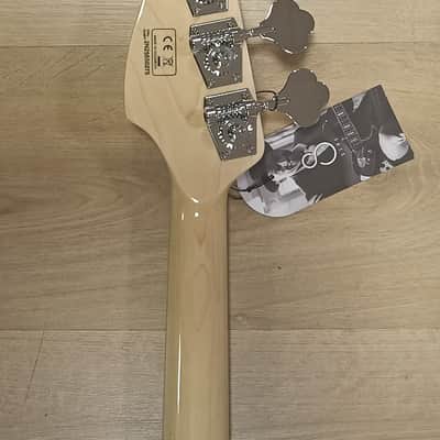 Marcus Miller V7 Vintage Swamp Ash 4 NT - Natural image 6