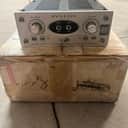 Avalon U5 Direct Box / Instrument Preamplifier 2010s - Silver