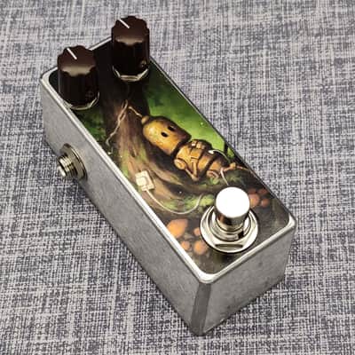 MAS Effects Tiny Fuzz: Charging image 3