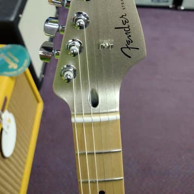 Fender 75th Anniversary Stratocaster image 5
