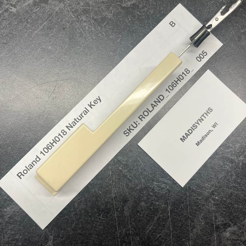 ORIGINAL Roland Replacement B Key (106H018) for Jupiter-4, System-100/700, SH-1/2/3/3A/5/7, RS-505, VP-330, Promars, etc image 1