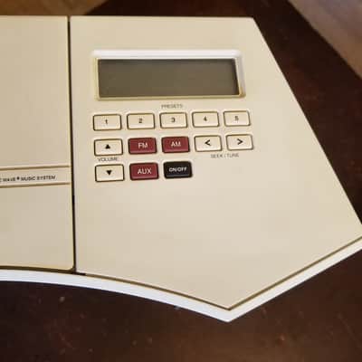 Acoustic Wave Music System II NO REMOTE CD-3000 1998 - White and Silver image 10