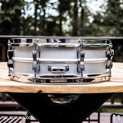 Ludwig Acrolite 5x14" 8-Lug - Pointed Blue/Olive Badge image 4
