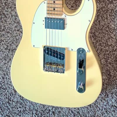 2020 Fender American Performer Telecaster electric guitar with Maple Fretboard  Vintage White made in the usa image 1