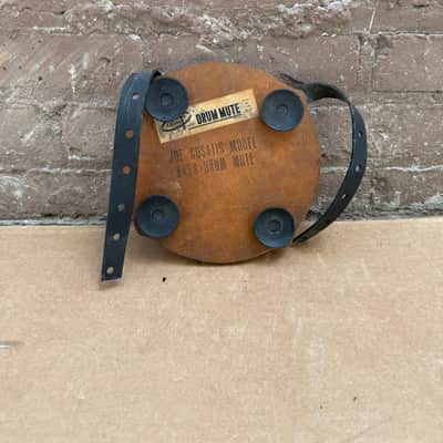 Quiet Tone Joe Cusatis Model Bass Drum Mute Vintage Strap-On Practice Mute image 5