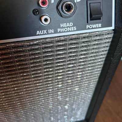 Fender Frontman 15G Series II 2-Channel 15-Watt 1x8" Guitar Practice Amp 2002 - 2010 - Black image 3