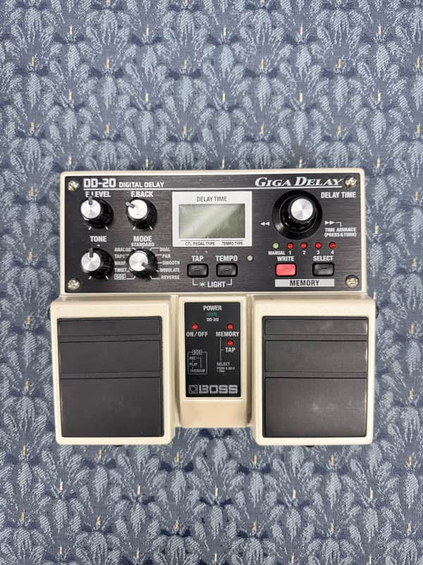 Boss DD-20 Giga Delay