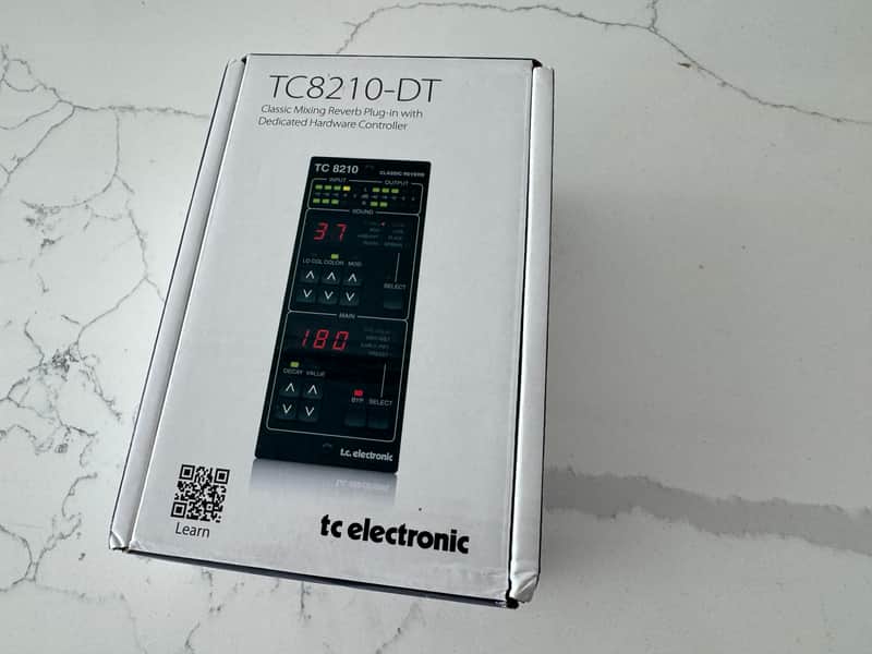 TC Electronic 8210 DT 2020’s - Black image 1