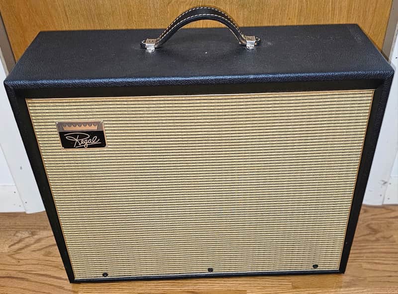 Fender-Regal R1160 Deluxe Style Tube Amp image 1