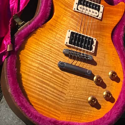 2000 Gibson Gary Moore Signature Les Paul Lemonburst image 10