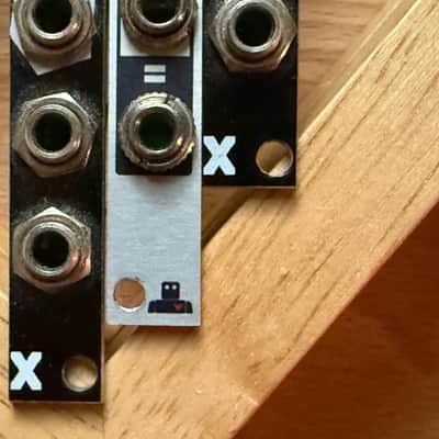 Intellijel OR Logical Or / Gate Combiner & 2 x Erica Synth Multiples image 3
