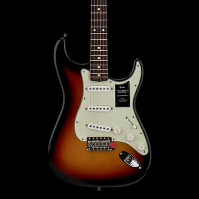 Fender Dealer Exclusive Vintera II Road Worn '60s Stratocaster - 3-Color Sunburst #40976 (Open Box) image 3