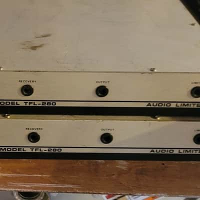 Moseley Associates TFL-280, Audio Limiter, Vintage Rack TFL-280 1980 - Brushed metal face plate image 3