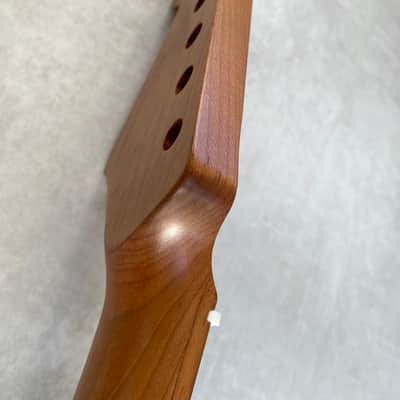Roasted Maple Stratocaster neck - Nitro Satin - SS Frets - Bone nut image 12