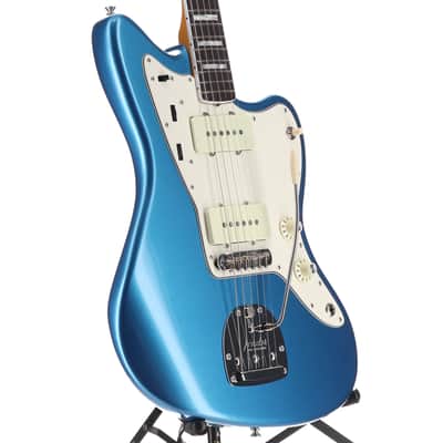 Fender Certified Pre-Owned American Vintage II 1966 Jazzmaster, Rosewood Fingerboard, Lake Placid Blue (F6) (54200) image 3