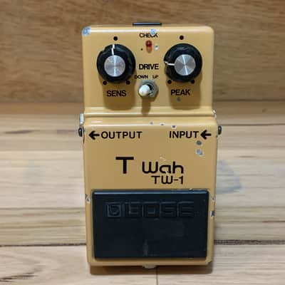 Boss T Wah 1980-1981 - made in Japan Black Label early serial number auto Wah image 1