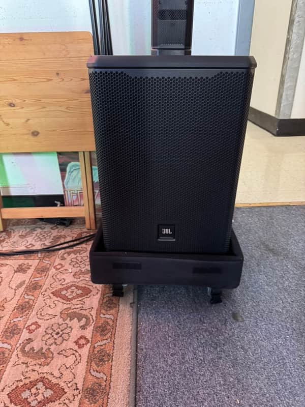 Immagine JBL PRX ONE All-in-One Powered Column PA System - 2000W, 7-Ch Mixer, DSP, Bluetooth - 1