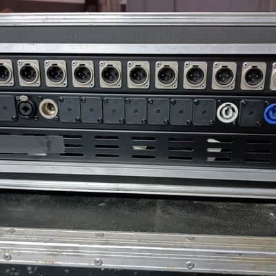 Behringer Press Rack Audio Distribution image 2