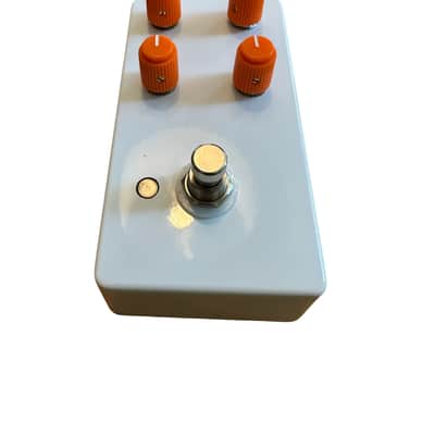 Hardware Fixations MK1 (Tascam Portastudio 424 MkI Preamp Pedal) 2025 - White powdercoated image 3