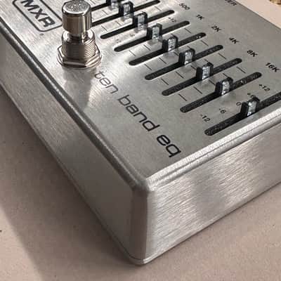 LIKE NEW! MXR M108S Ten Band EQ image 4
