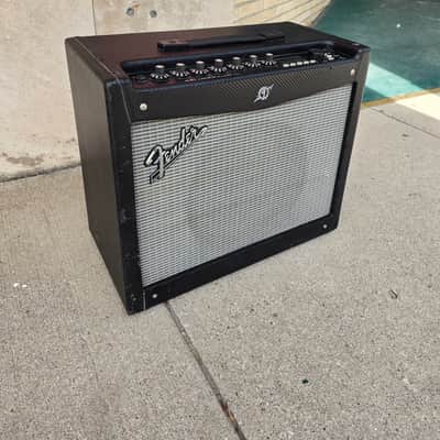 Fender Mustang III 100-Watt 1x12" Modeling Guitar Combo 2011 - 2012 - Black image 2