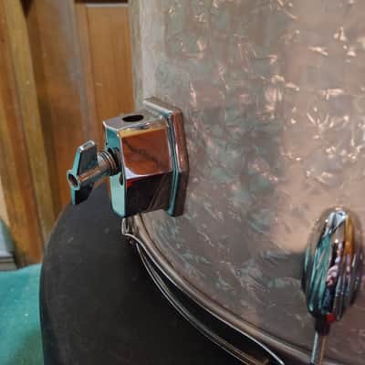 Slingerland 16"(Diameter) x 14"(Depth) Floor Tom 1970's image 3