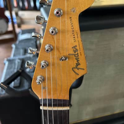 Fender Mike McCready Stratocaster RW 3-Tone Sunburst with Case /7lbs. 6.0oz. #MM01509 image 4
