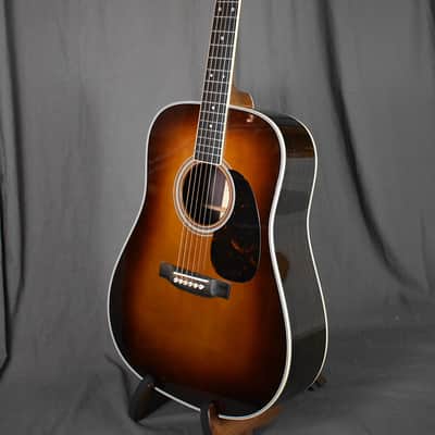 Martin D-35 Ambertone image 20