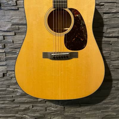 Martin Standard Series D-18 - Natural image 2