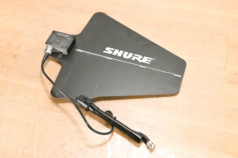 Shure Shure UA874US Active Directional Antenna - 470-698 MHz