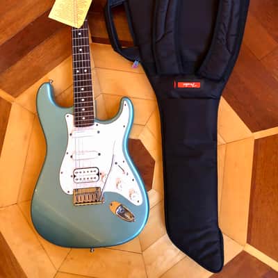 2001 Fender USA Lone Star American HSS Stratocaster Electric Guitar Ocean Turquoise Fender Padded case image 3