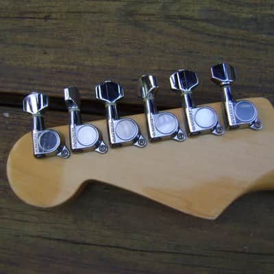 Fender Stratocaster E Serial 1985 White Japan Great Player All Stock image 5