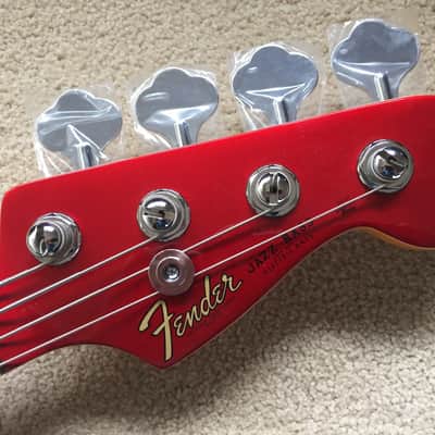 Fender 50th Anniversary Jazz Bass 2010 Candy Apple Red image 5