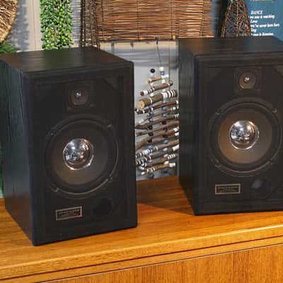 Vintage Marantz LS-25 2-Way Bookshelf Speakers 1980s image 4