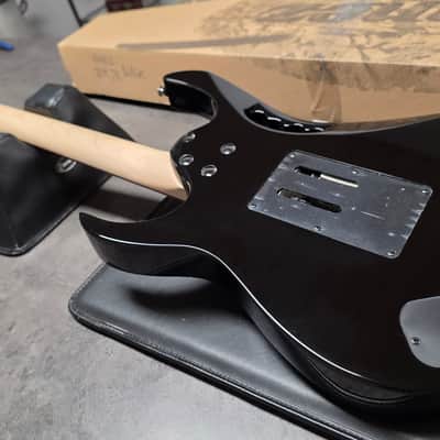 Ibanez JEMJR Steve Vai Signature BRAND NEW JEM JR Black HSH Super Strat Guitar Tree of Life Vine Inlay image 10