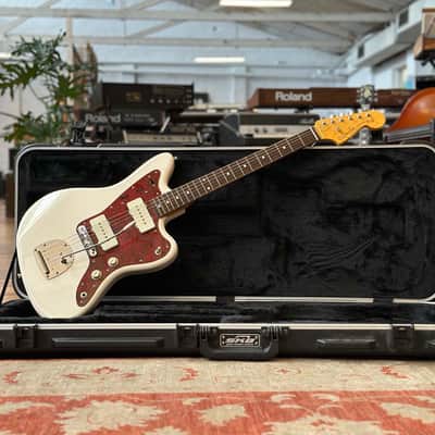 2019 MIJ Fender Traditional '60s Jazzmaster w/ SKB Case - Mastery Set, Lollar P90s & Fender Locking Tuners image 17