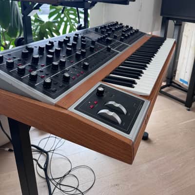 Moog One 16-Voice 61-Key Polyphonic Analog Synthesizer 2018 - Present - Black/Ash image 2