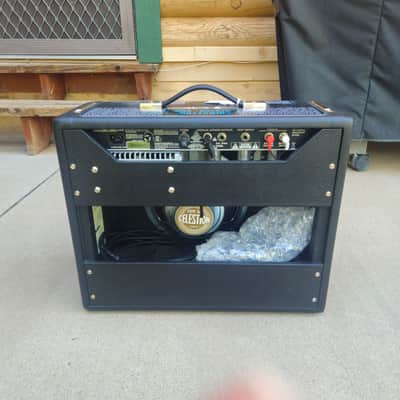 Fender '68 Custom Princeton Reverb-Amp 12-Watt 1x10" Guitar Combo 2013 - Present Black image 2
