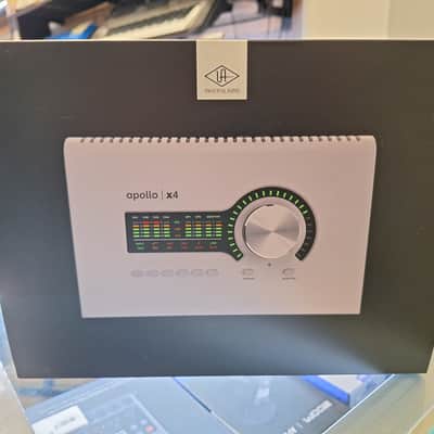 Universal Audio Apollo x4 Gen 2 Essentials+ Edition Thunderbolt Audio Interface 2024 - Present - Silver image 1