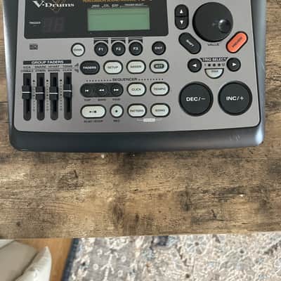 Roland TD-8 Drum Sound Module Ser. No. ZN49772 - Silver