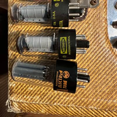 Fender Deluxe Amp with Original Cover 1x12" 1954 - 1960 - Tweed image 18
