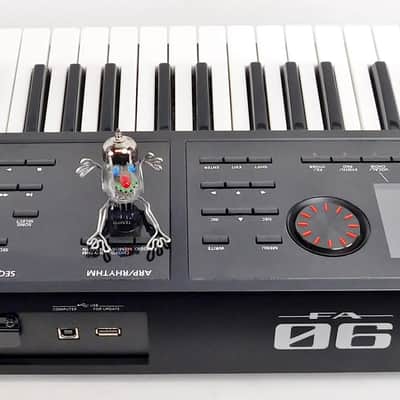 Roland FA-06 Synthesizer 61-Key Keyboard Workstation + Sehr Gut + 2 J Garantie image 7
