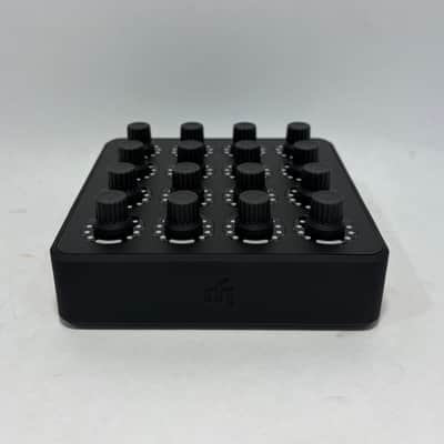 DJ Tech Tools Midi Fighter Twister imagen 3